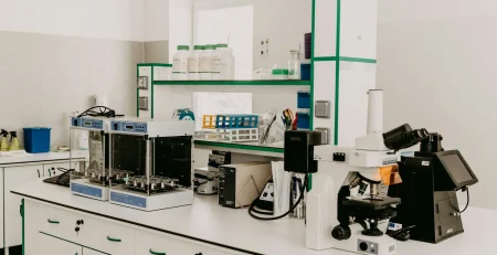 school science lab equipment